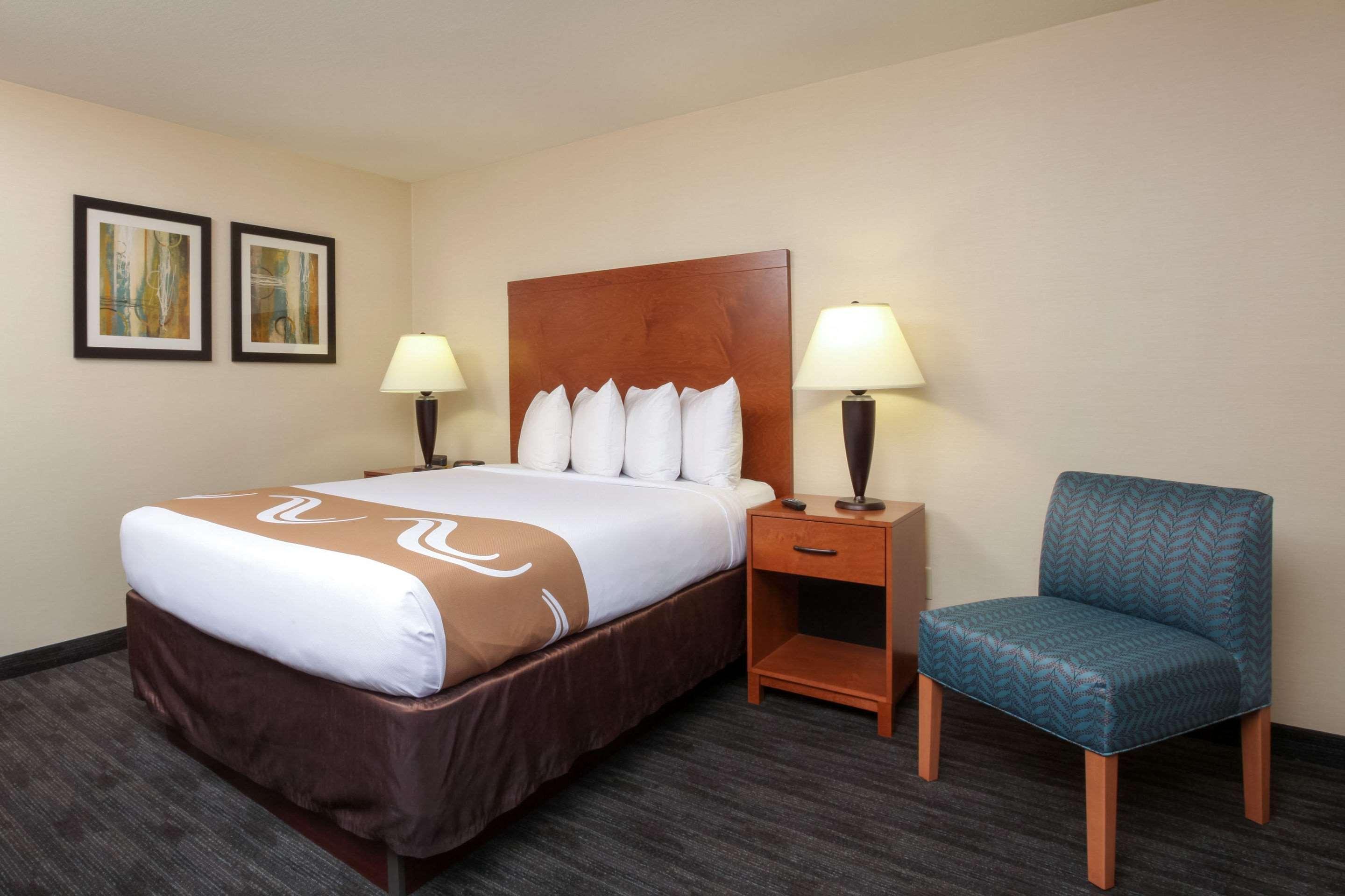 Inn Quality Oakwood 3*