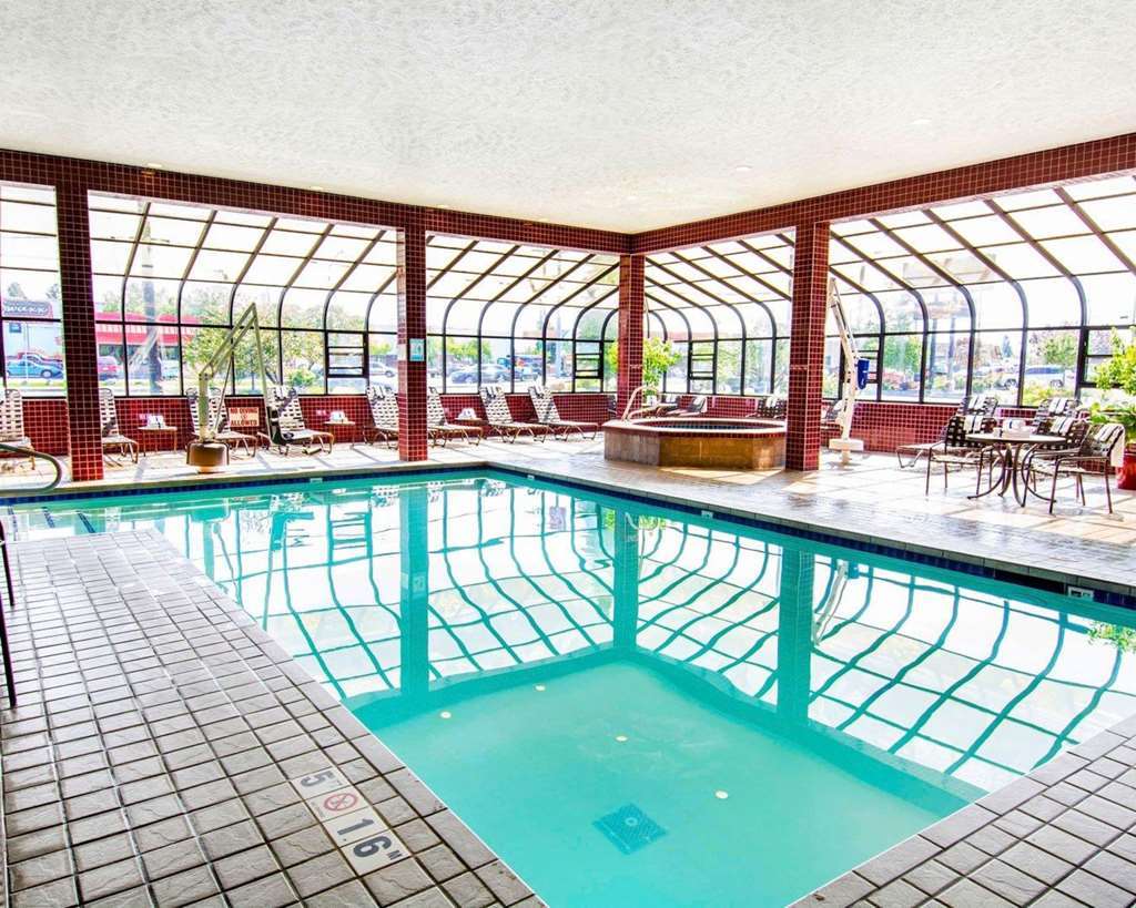 Quality Oakwood Inn