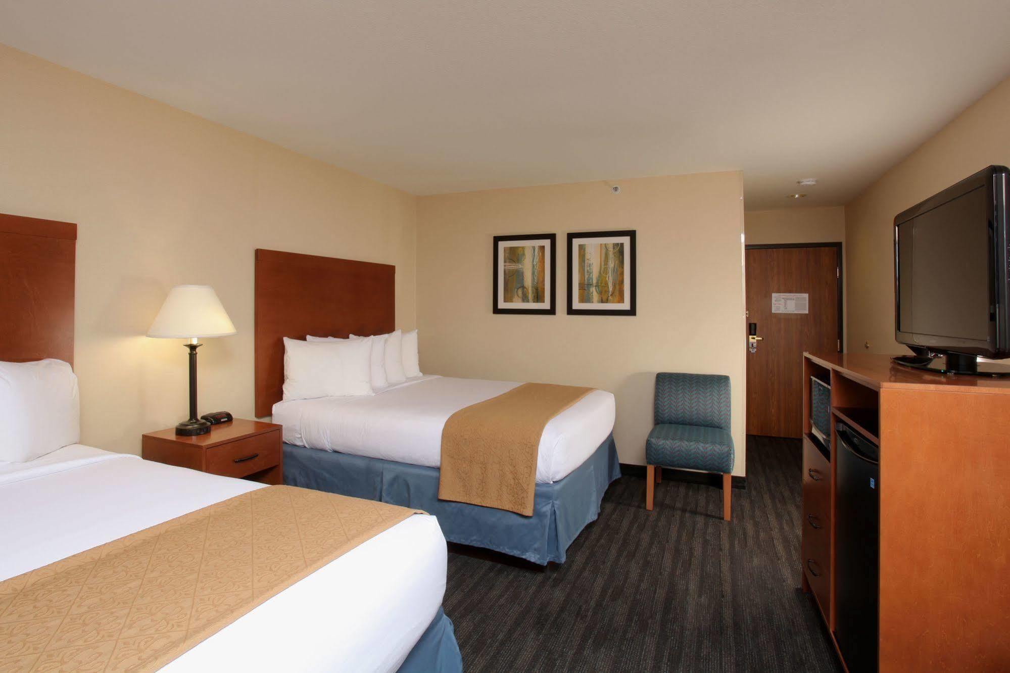 Quality Oakwood Inn Fairwood