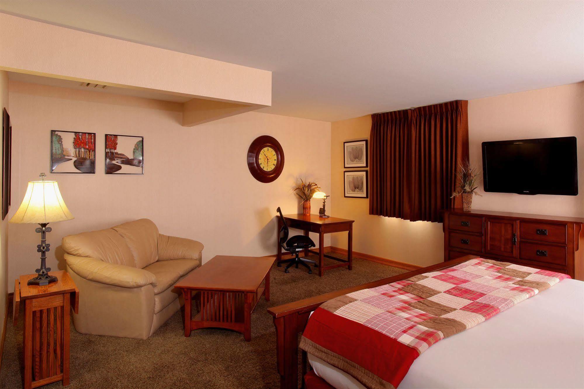Inn Quality Oakwood Fairwood